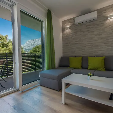 Mario - With Terace Apartamento *